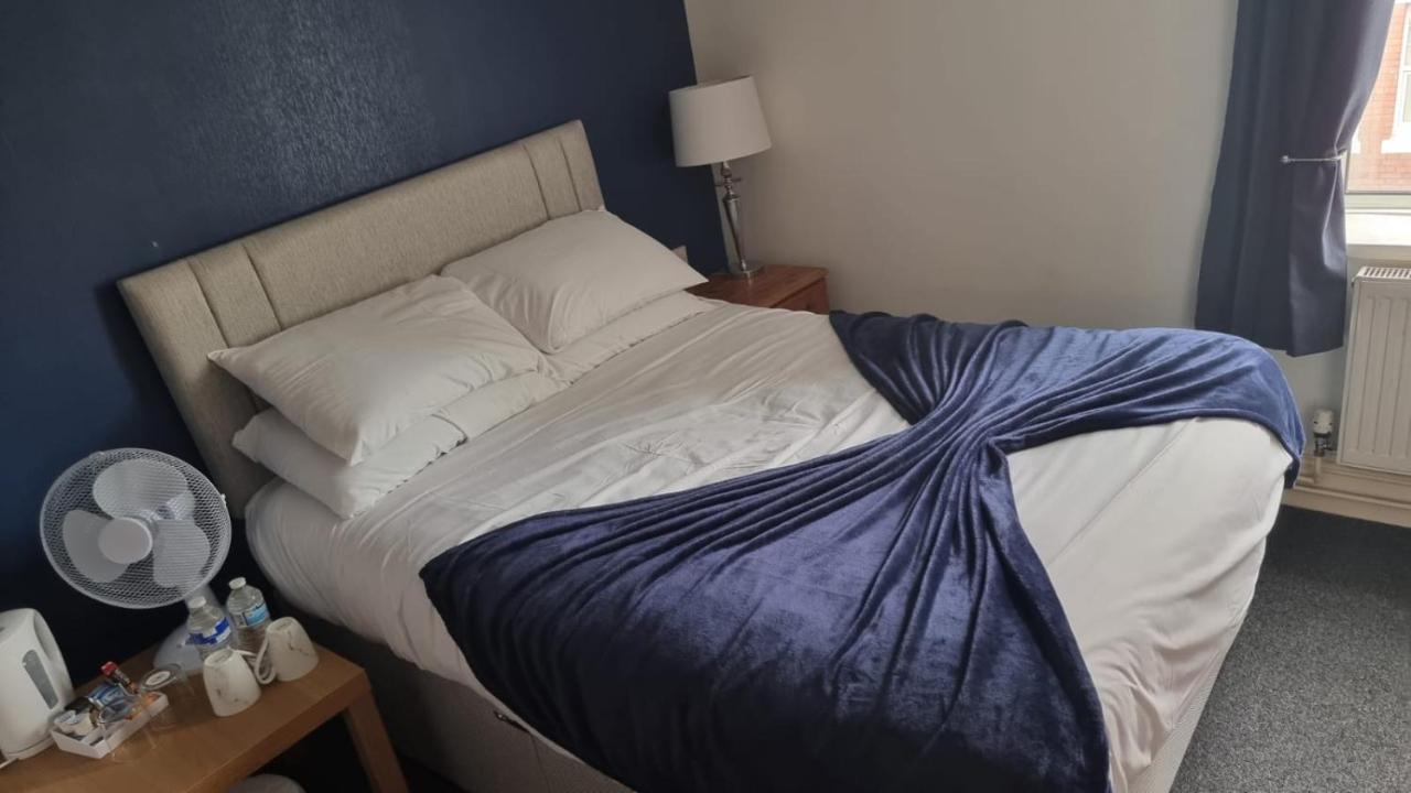 Cefn Mably Bar And Rooms Кардифф Экстерьер фото
